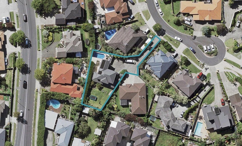 13 Malin Place, Pinehill, Auckland - Carousel 1