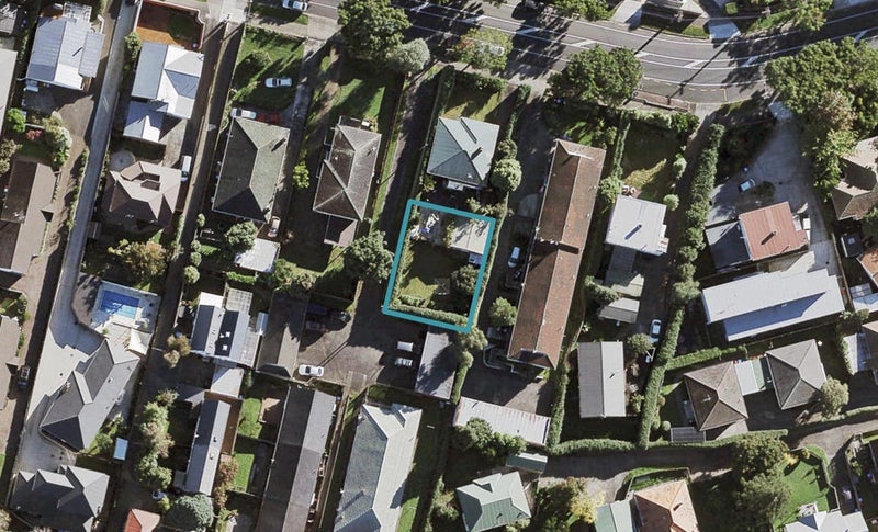 88A Owairaka Avenue, Mount Albert, Auckland - Carousel 1