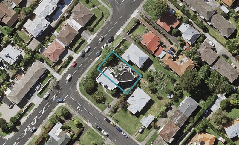 60 Nile Road, Milford, Auckland - Carousel 1