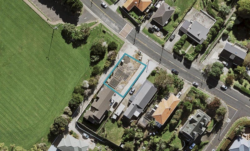 49 Carlton Street, Hillsborough, Auckland - Carousel 1