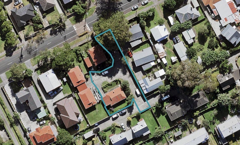 4/60 Riversdale Road, Avondale, Auckland - Carousel 1