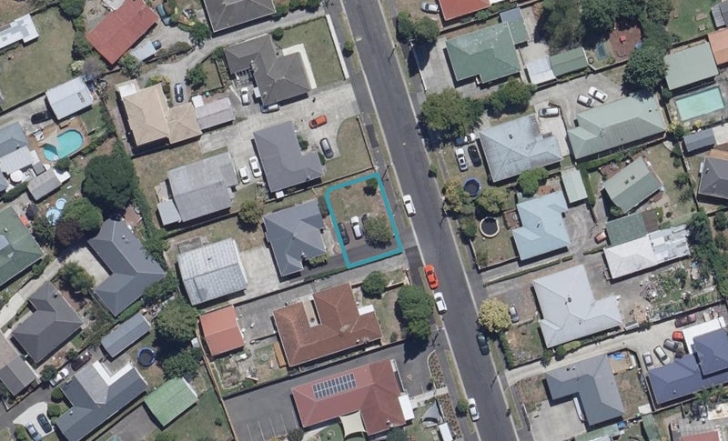 1/7 Fenwick Crescent, Hillcrest, Hamilton - Carousel 1