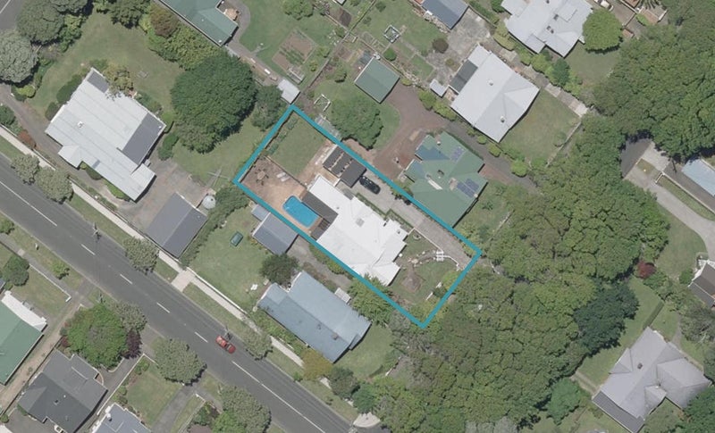 16 Selwyn Crescent, College Estate, Whanganui - Carousel 1