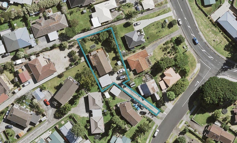 3 McKinley Road, Sunnyvale, Auckland - Carousel 1
