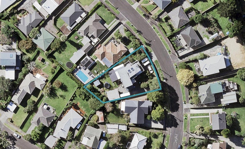 17 Paddington Street, Glen Innes, Auckland - Carousel 1