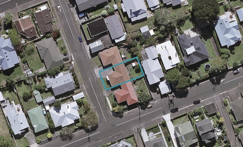 27 Stoke Street, Westown, New Plymouth - Carousel 1