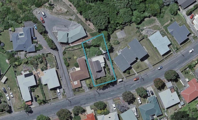 34 Ahuriri Street, Strathmore Park, Wellington - Carousel 1