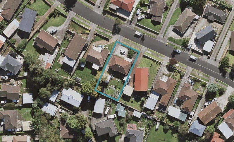 53 Alabaster Drive, Papatoetoe, Auckland - Carousel 1
