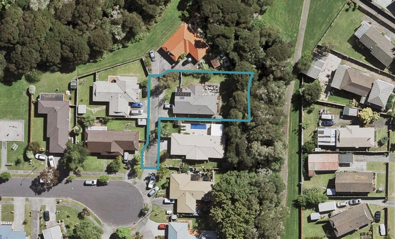 34 Waimoko Glen, Swanson, Auckland - Carousel 1