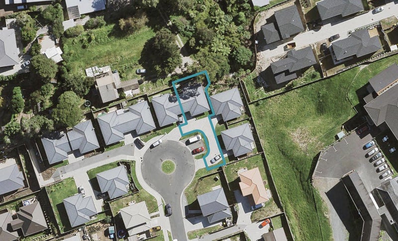 37 Denver Avenue, Sunnyvale, Auckland - Carousel 1