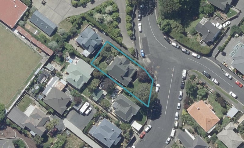 35 Passmore Crescent, Maori Hill, Dunedin - Carousel 1