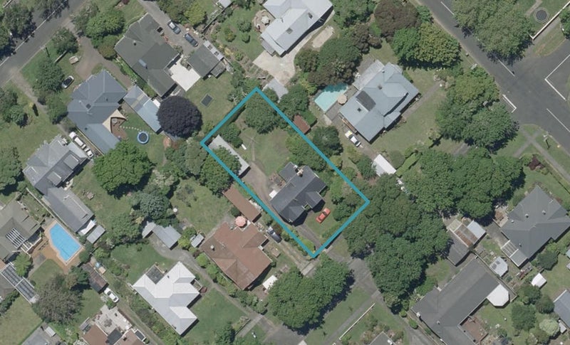 6 Tarata Street, Saint Johns Hill, Whanganui - Carousel 1