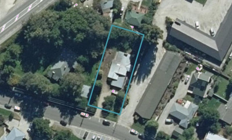 12 Russell Street, Wānaka - Carousel 1