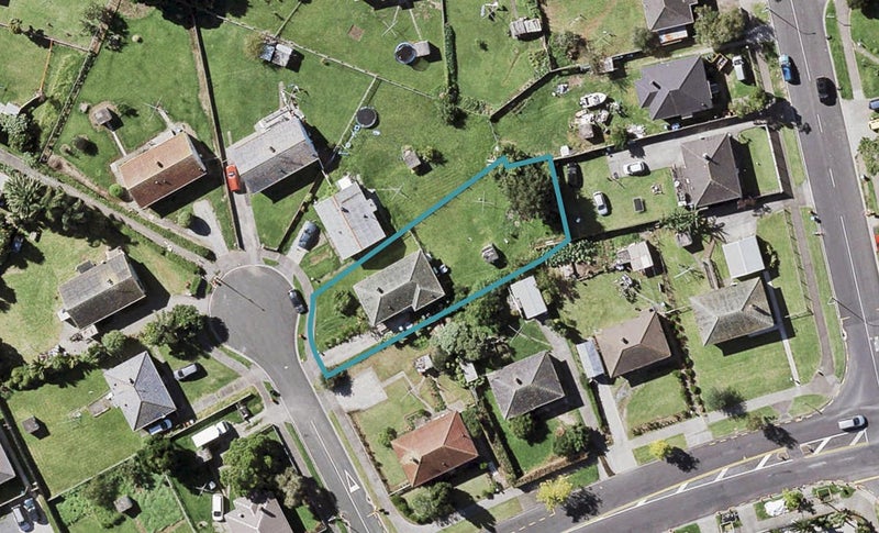 3 Halford Place, Glen Innes, Auckland - Carousel 1