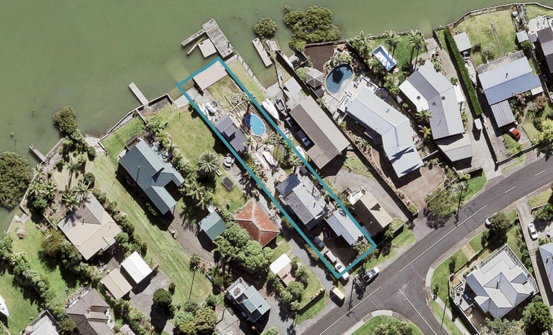 42 The Terrace, Herald Island, Auckland - Carousel 1