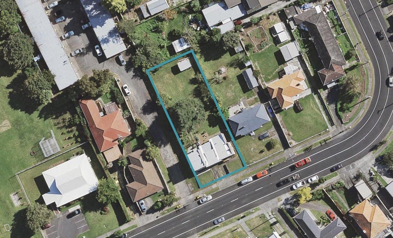 12 Hill Road, Hillpark, Auckland - Carousel 1