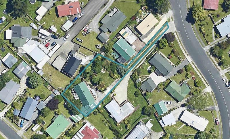 18 Camellia Drive, Ngongotaha, Rotorua - Carousel 1