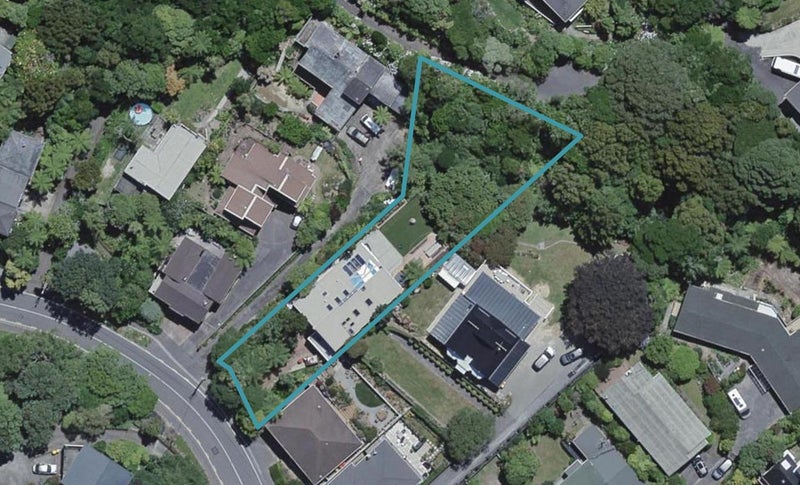 38 Simla Crescent, Khandallah, Wellington - Carousel 1