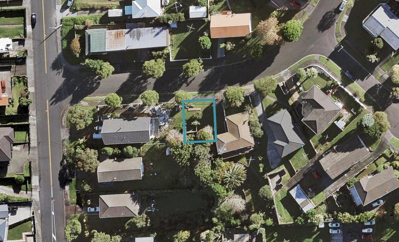 50 Trevola Street, New Windsor, Auckland - Carousel 1