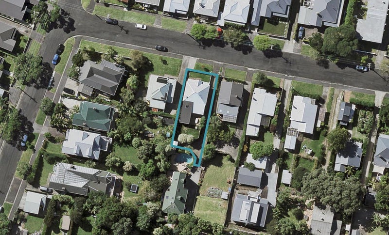 35 Rutland Road, Stanley Point, Auckland - Carousel 1