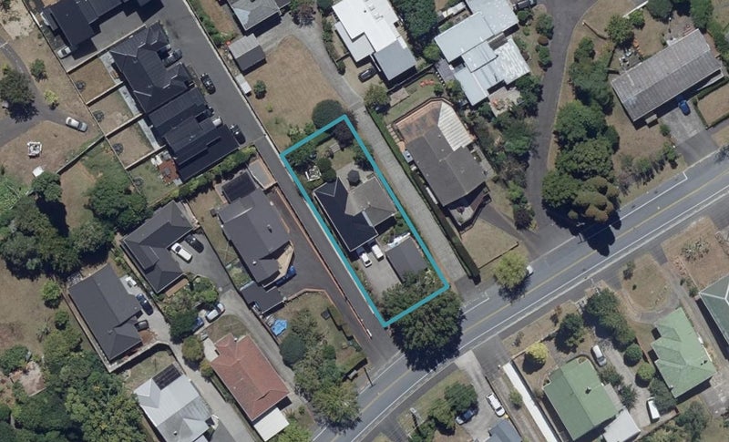 26 Mahoe Street, Melville, Hamilton - Carousel 1