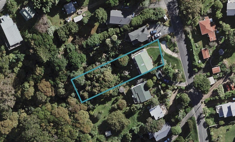 79 Ocean Road, Surfdale, Waiheke Island - Carousel 1