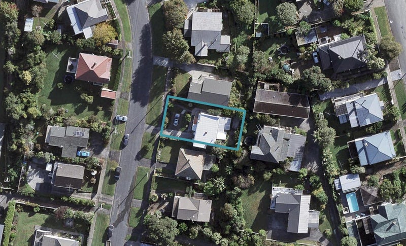 17 Porter Crescent, Helensville, Helensville - Carousel 1