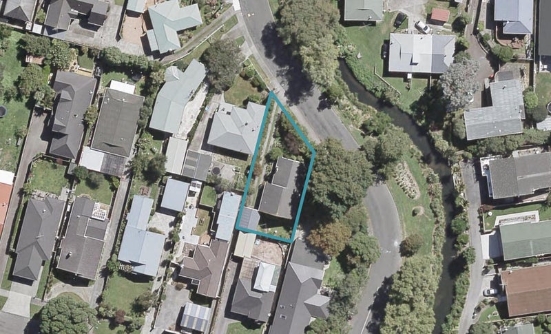 285 Riverside Drive, Waterloo, Lower Hutt - Carousel 1