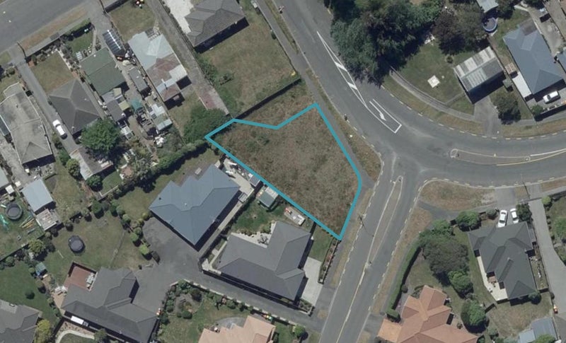 2 Surfers Place, North New Brighton, Christchurch - Carousel 1