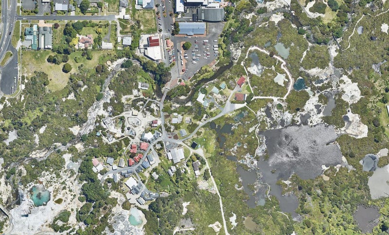 8 Huarere Street, Whakarewarewa, Rotorua - Carousel 1