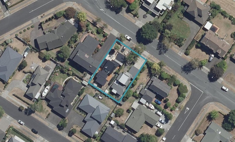 51 Delamare Road, St Andrews, Hamilton - Carousel 1