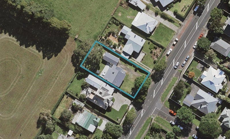 130 Campbell Road, One Tree Hill, Auckland - Carousel 1