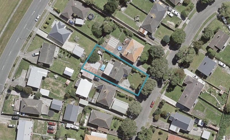 23 Lockwood Crescent, Taita, Lower Hutt - Carousel 1