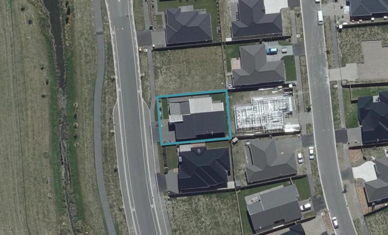 43 Prestons Park Drive, Marshland, Christchurch - Carousel 1