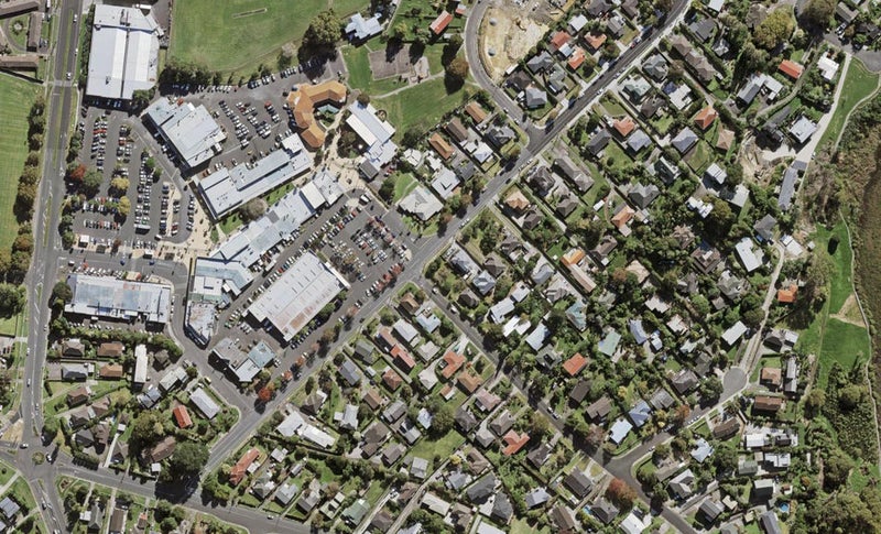31 College Road, Northcote, Auckland - Carousel 1