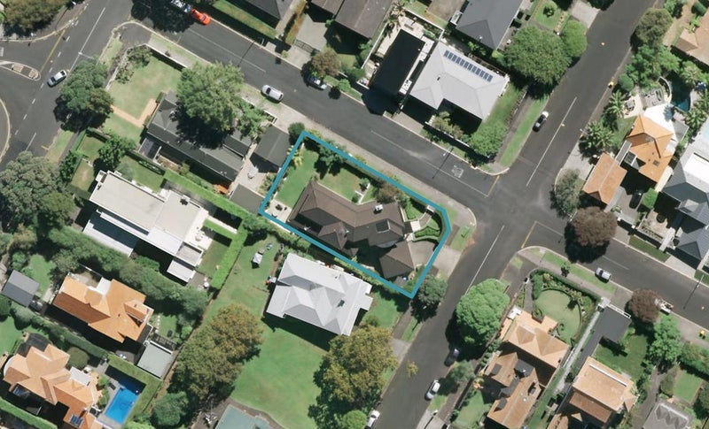 5 Awatea Road, Parnell, Auckland - Carousel 1