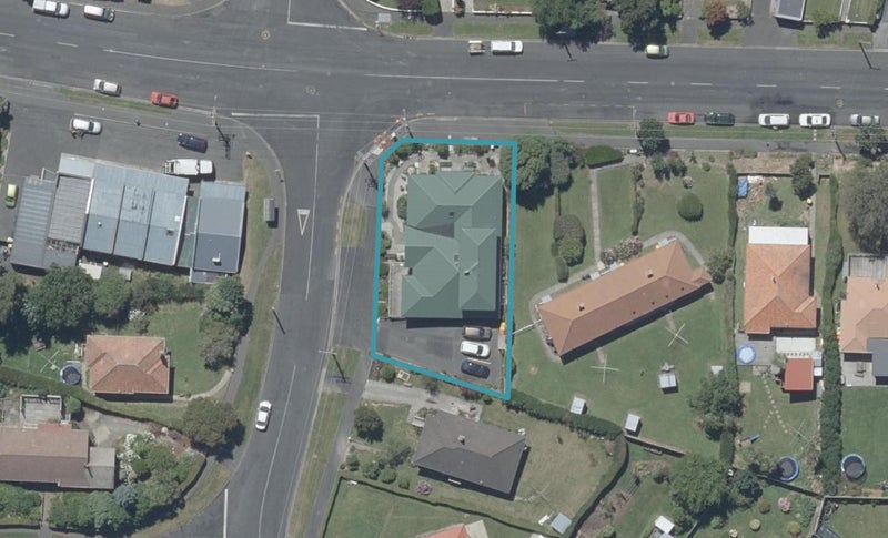 210 Balmacewen Road, Wakari, Dunedin - Carousel 1