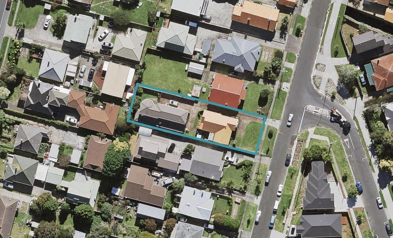 21A Winstone Road, Mount Roskill, Auckland - Carousel 1