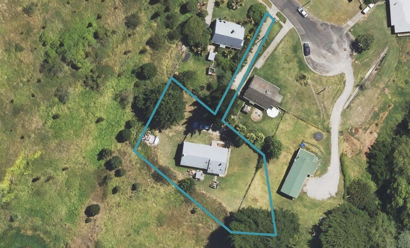 57 Oxford Street, Kaiti, Gisborne - Carousel 1