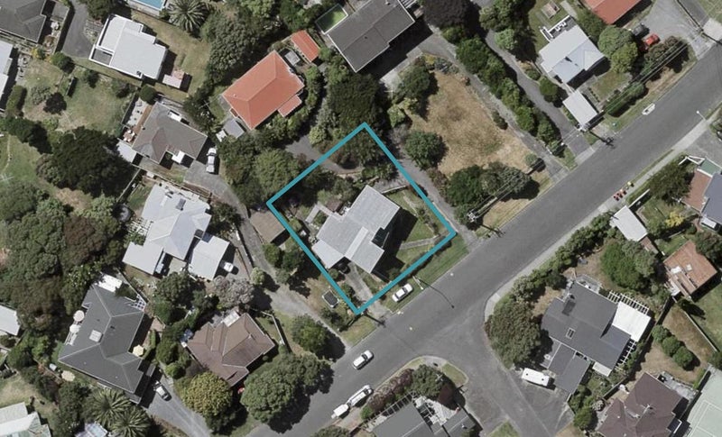13A Golf Road, Paraparaumu Beach, Paraparaumu - Carousel 1