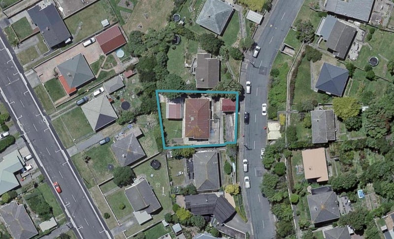 7 Elphinstone Avenue, Strathmore Park, Wellington - Carousel 1