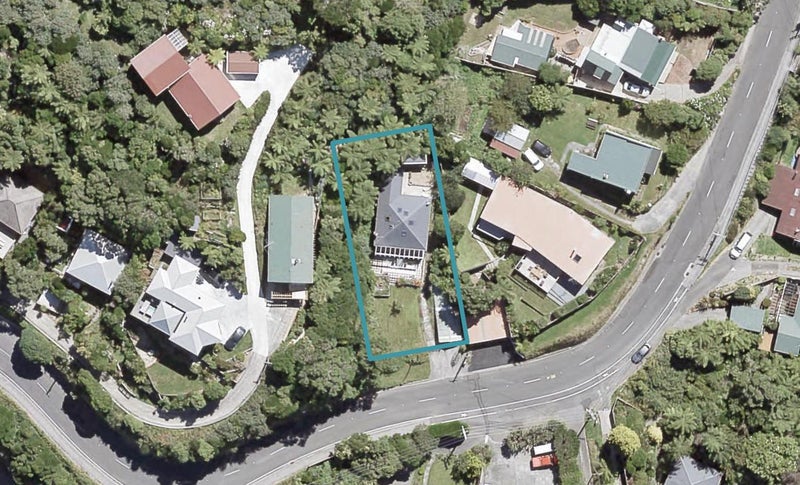 87 Maungaraki Road, Korokoro, Lower Hutt - Carousel 1