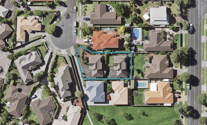 1/14 Travers Place, Northpark, Auckland - Carousel 1