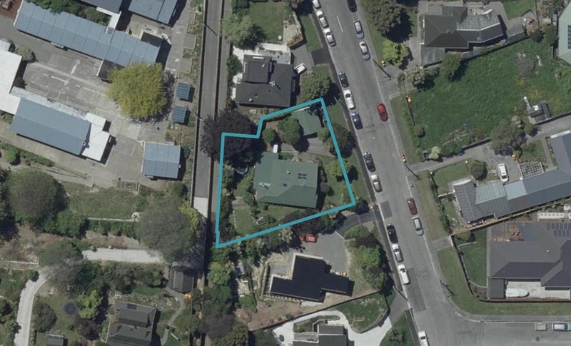 32 Albert Terrace, Saint Martins, Christchurch - Carousel 1