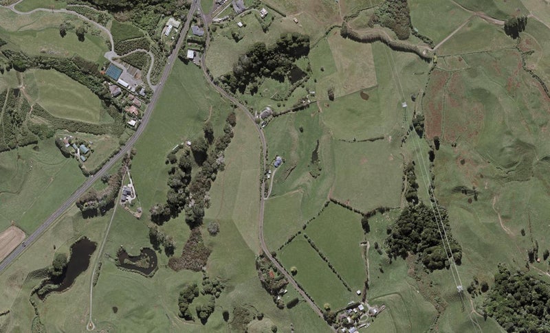 43 Sealy Road, Omata, New Plymouth - Carousel 1
