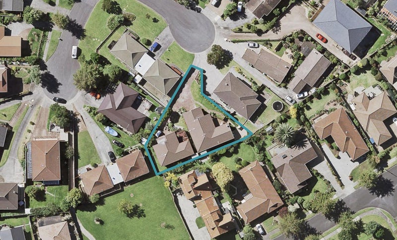 2/45 Cromdale Avenue, Highland Park, Auckland - Carousel 1