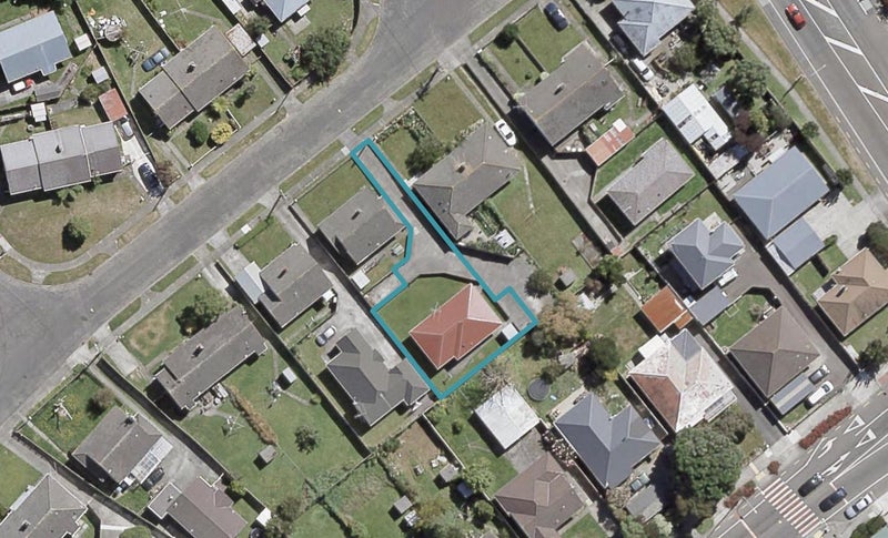 2/28 Athlone Crescent, Boulcott, Lower Hutt - Carousel 1