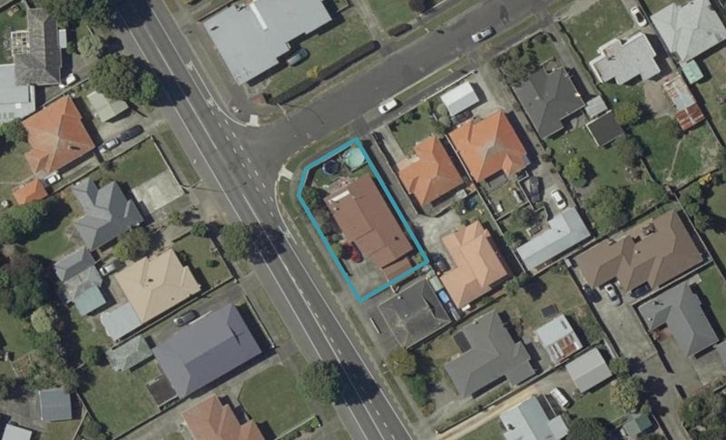 4 Rewa Street, Takaro, Palmerston North - Carousel 1