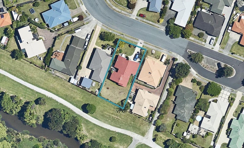 100 Dalton Drive, Papamoa Beach, Papamoa - Carousel 1