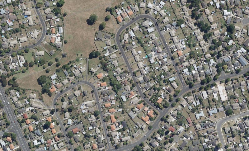 17 Paul Crescent, Fairfield, Hamilton - Carousel 1